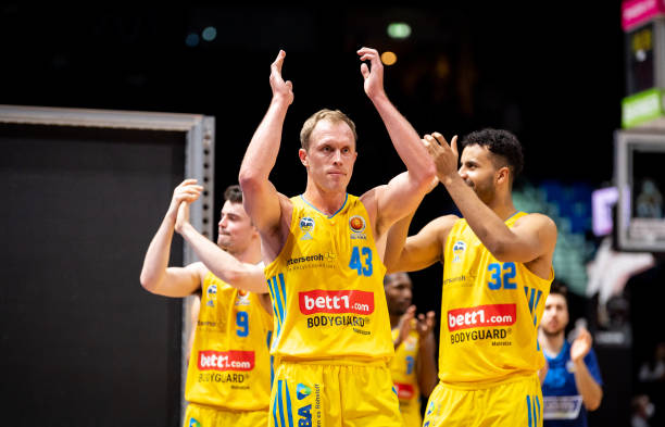 还有许多感 还有许多感